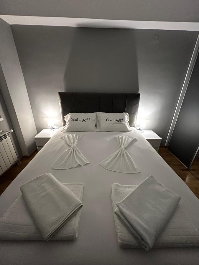 Aj Luxe Residence Skopje Ngoại thất bức ảnh