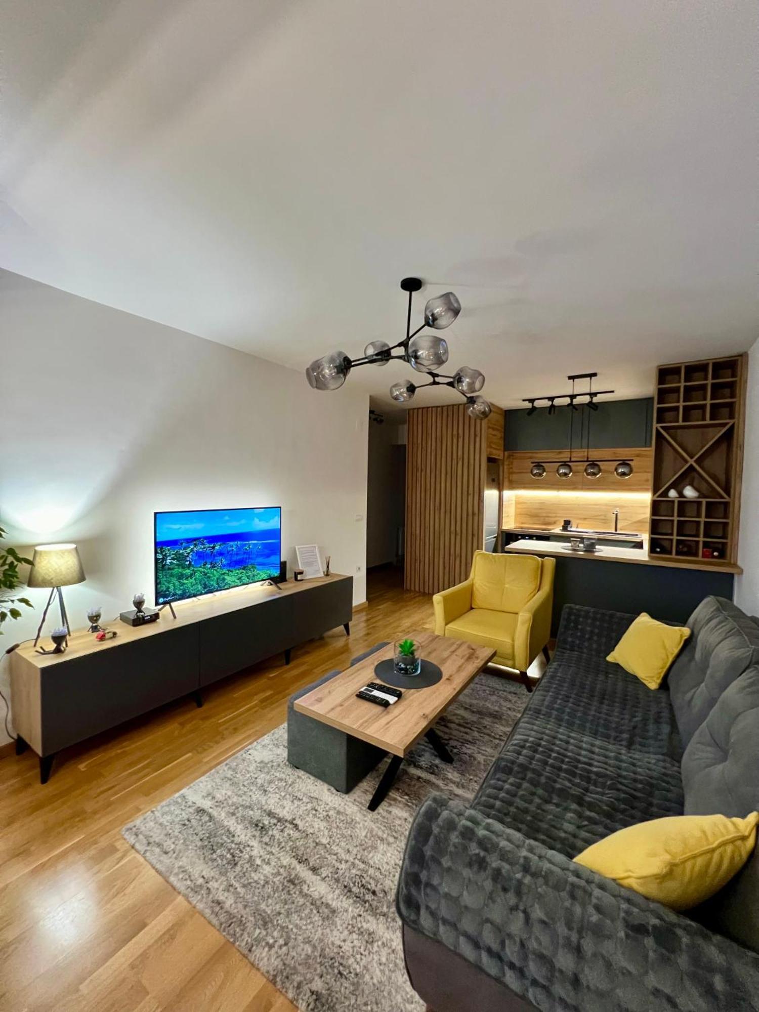 Aj Luxe Residence Skopje Ngoại thất bức ảnh